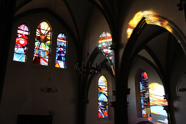 Moscatelli Yvan, Glasfenster, 1984/85, Katholische Kirche