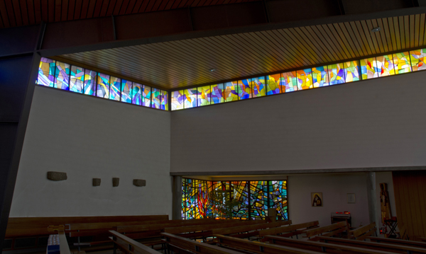 Yoki (Aebischer Emile), Glasfensterzyklus, 1966, Ste-Thérèse-Kirche